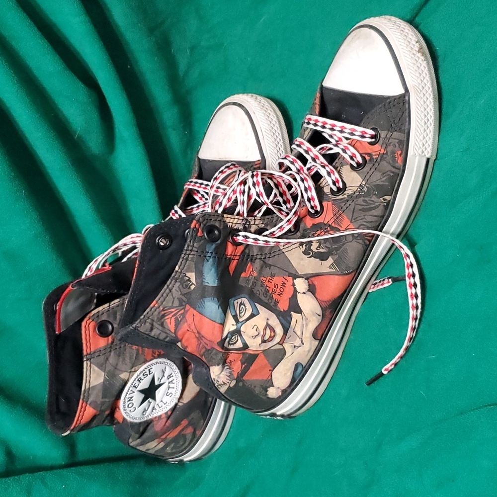Harley Quinn converse high tops